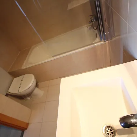 Apartman C&b Catalunya 92 *