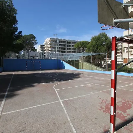 C&b Catalunya 92 Apartman